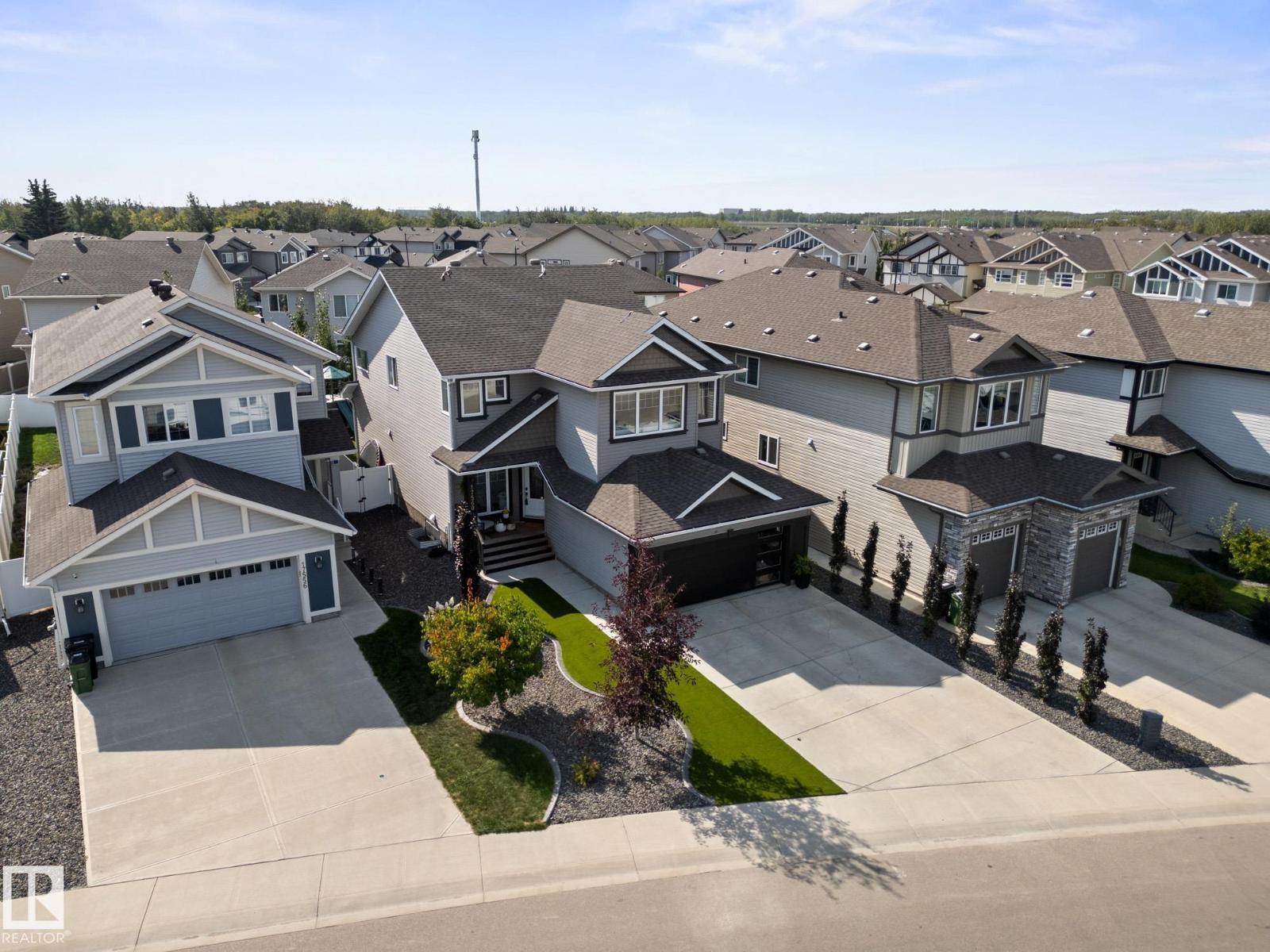 122 St Nw Unit 17560, Edmonton, AB T5X 0L2