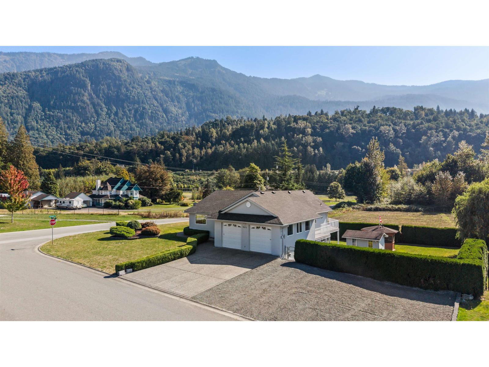 9871 Parkwood Driverosedale, Rosedale, BC V0X 1X1