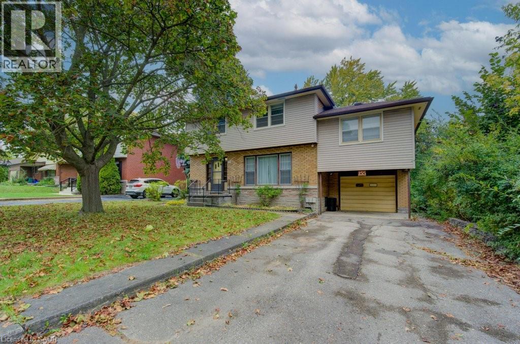 155 Elgin Cres, Waterloo, ON N2J 2S7