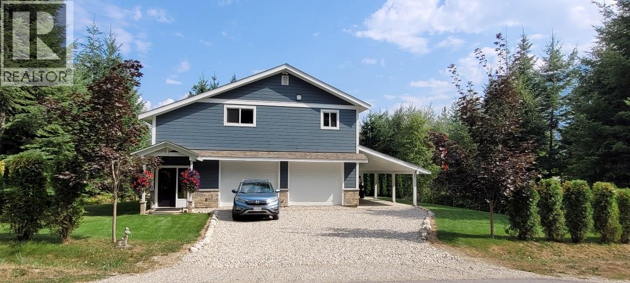 730 Heyland Rd, Balfour, BC V0G 1C0