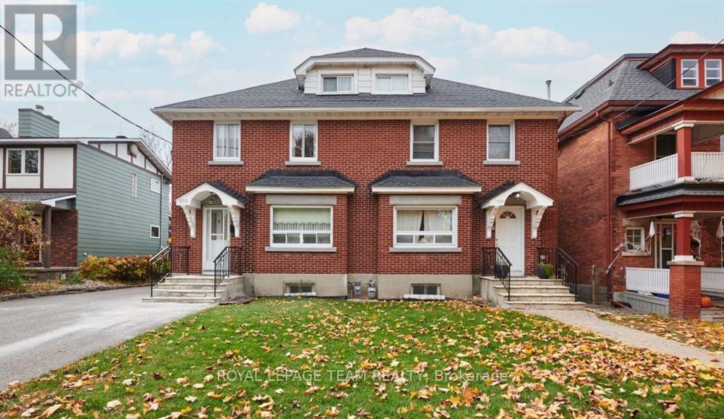 128 Bayswater Ave, Ottawa, ON K1Y 2G1