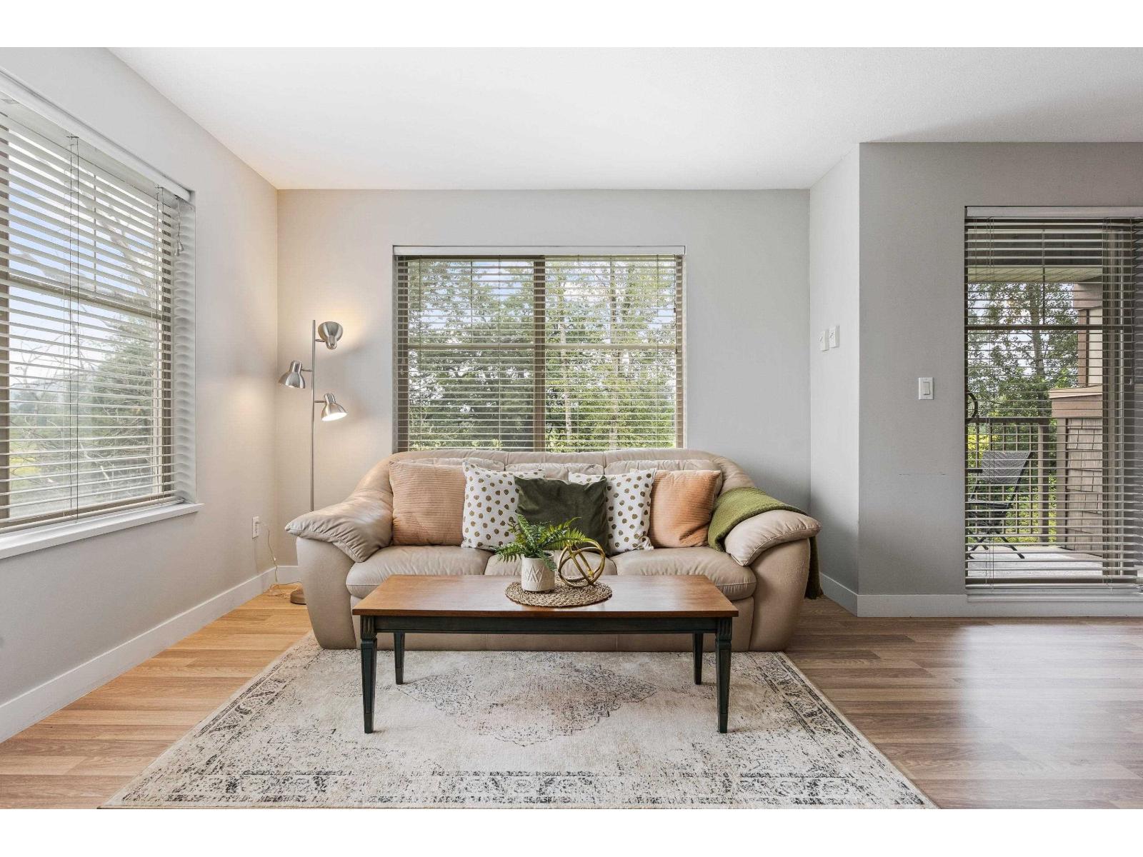 45559 Yale Roadchilliwack Proper South Unit 211, Chilliwack, BC V2P 0B1