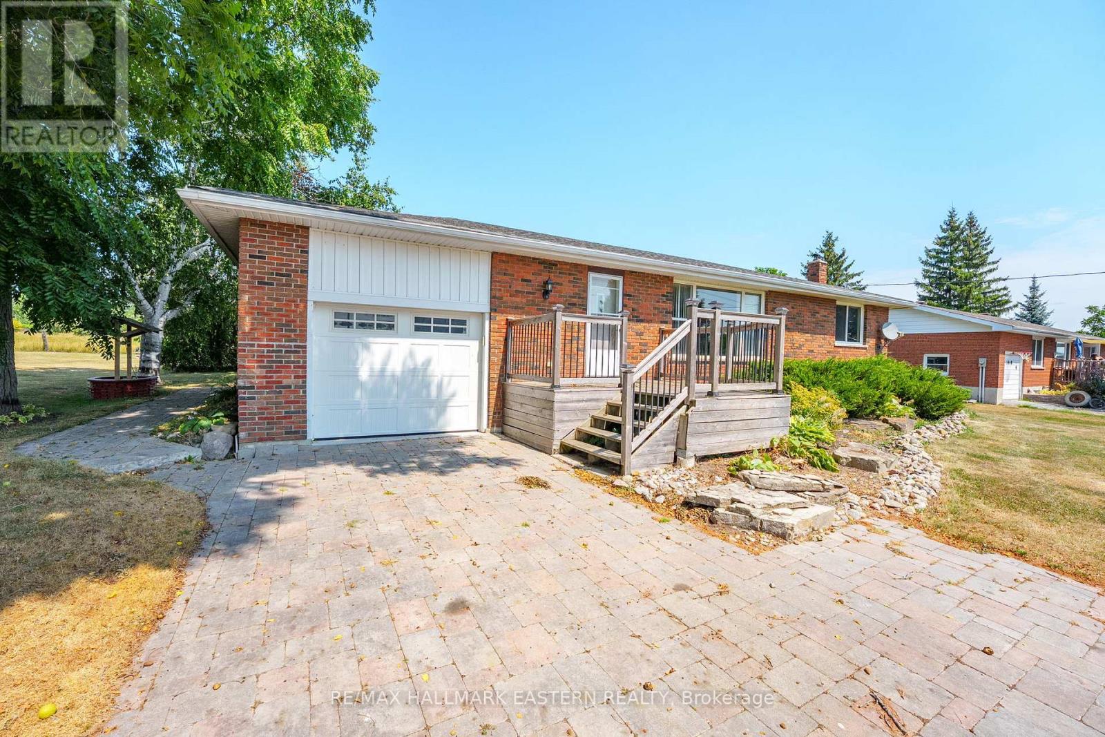 1436 Yankee Line St, Selwyn, ON K0L 1T0