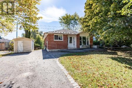 389 Carnaby Ct, Oshawa, ON L1G 6W4