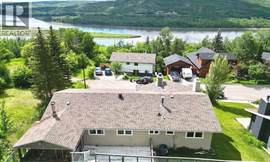 103 Street Unit 11719, Peace River, AB T8S 1M1