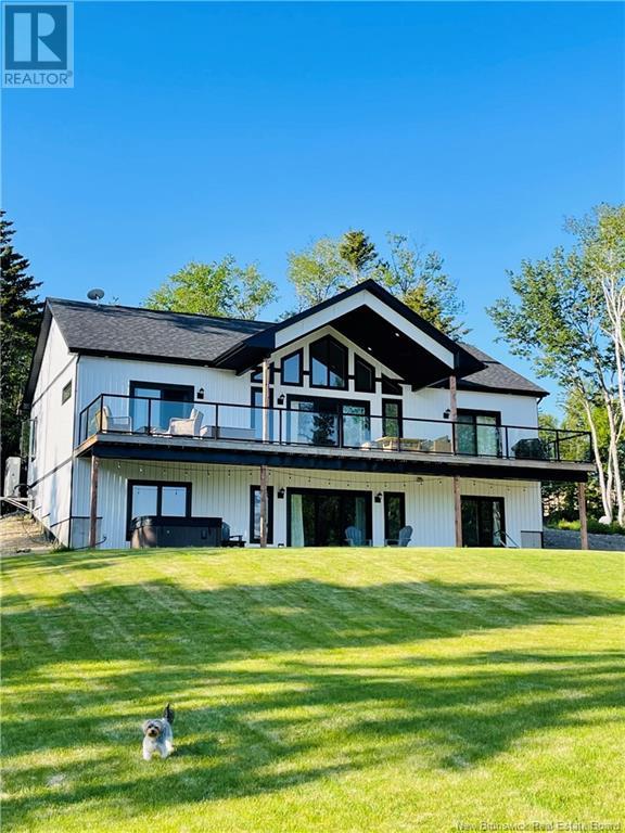 80 Fiander Rd, Bocabec, NB E5B 3M4