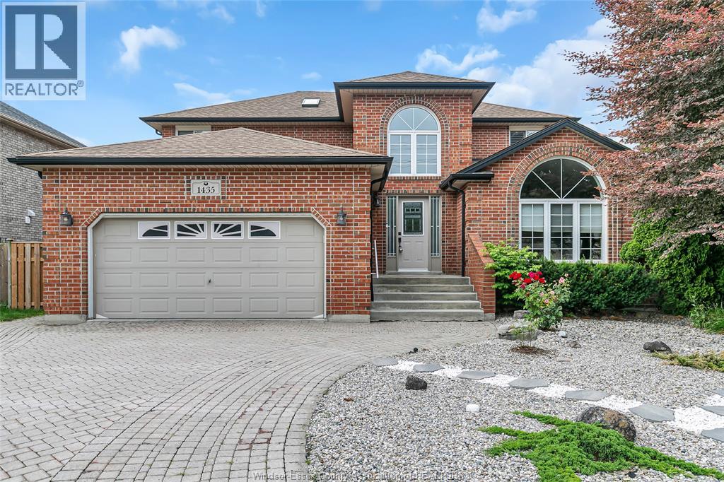 1435 Maple, Lasalle, ON N9J 3L3