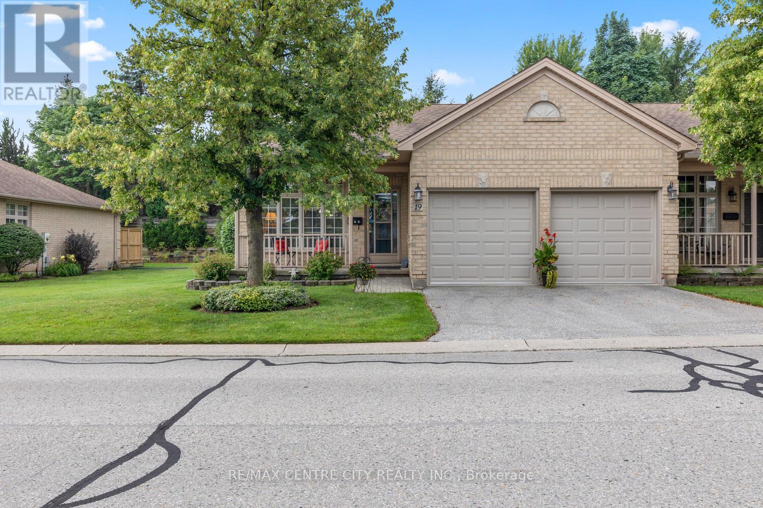 19 9 Cadeau Ter, London, ON N6K 4T5