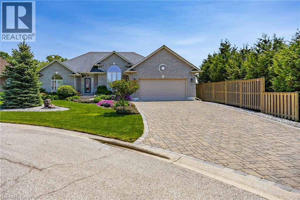 25 Birch Ave, Norfolk County, ON N0A 1N6