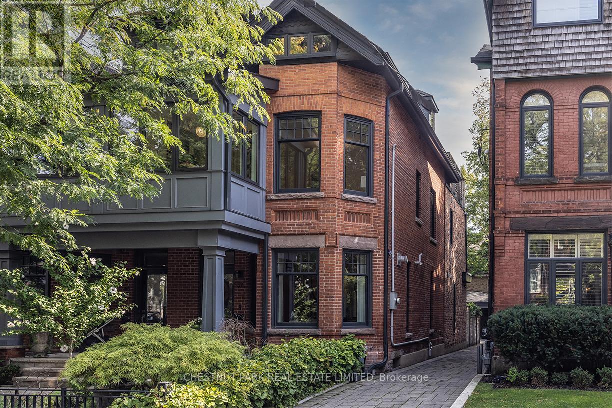 97 Walker Ave, Toronto, ON M4V 1G3