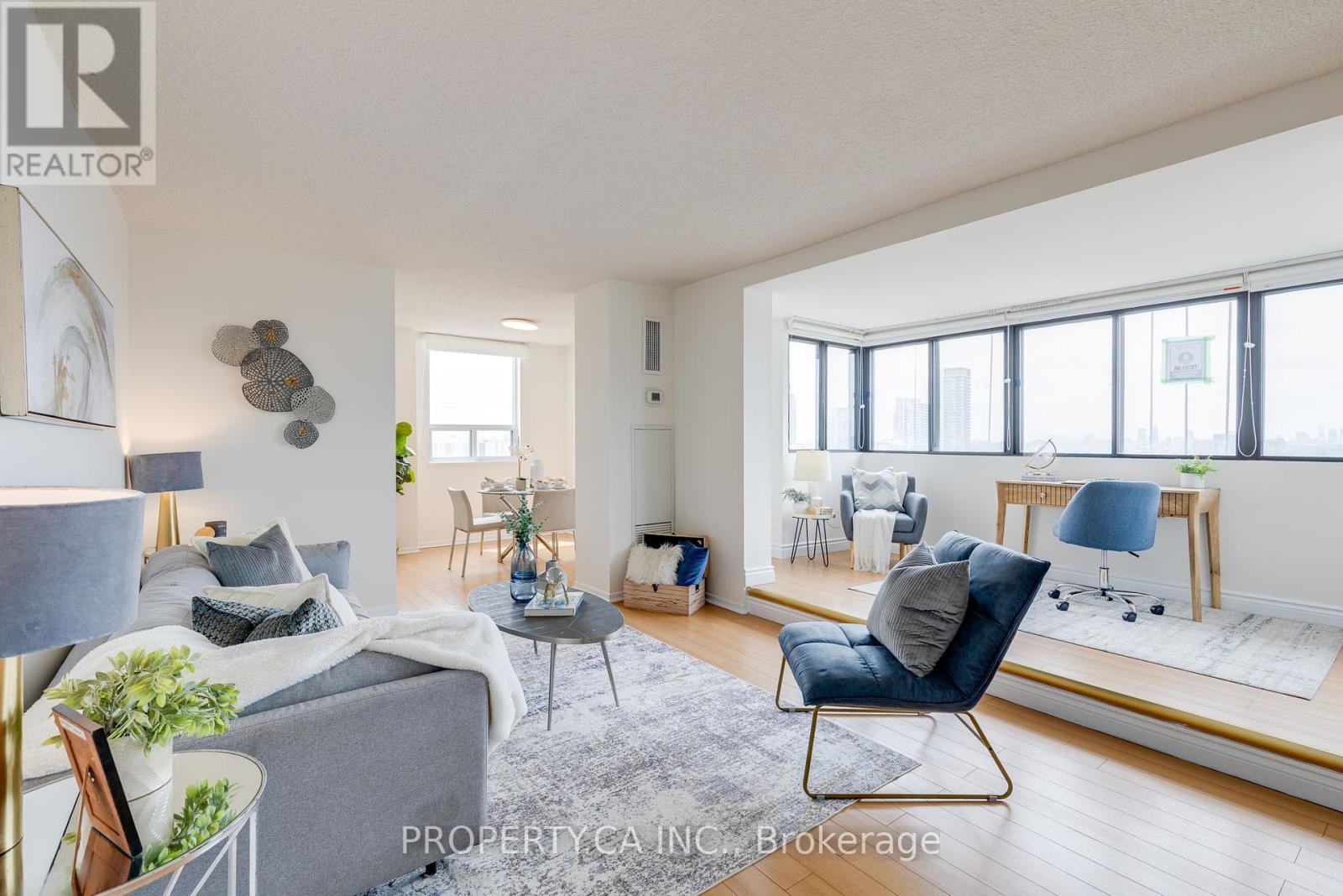 2108 10 Muirhead Rd, Toronto, ON M2J 4P9