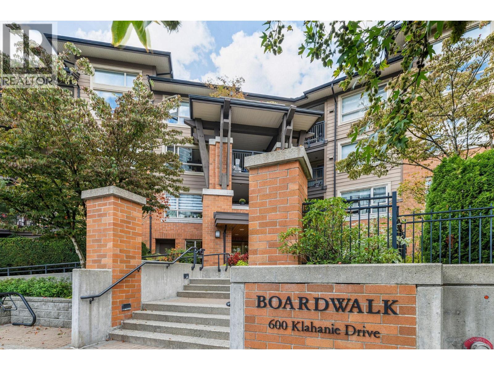 600 Klahanie Drive Unit 212, Port Moody, BC V3H 5L2