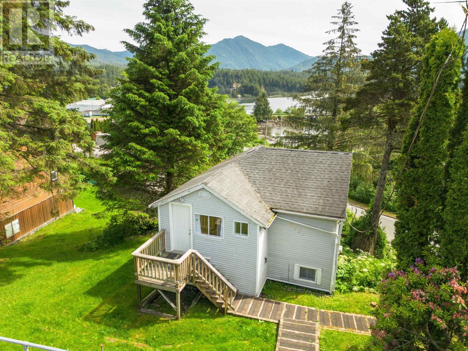 2171 Seal Cove Cir, Prince Rupert, BC V8J 2G4