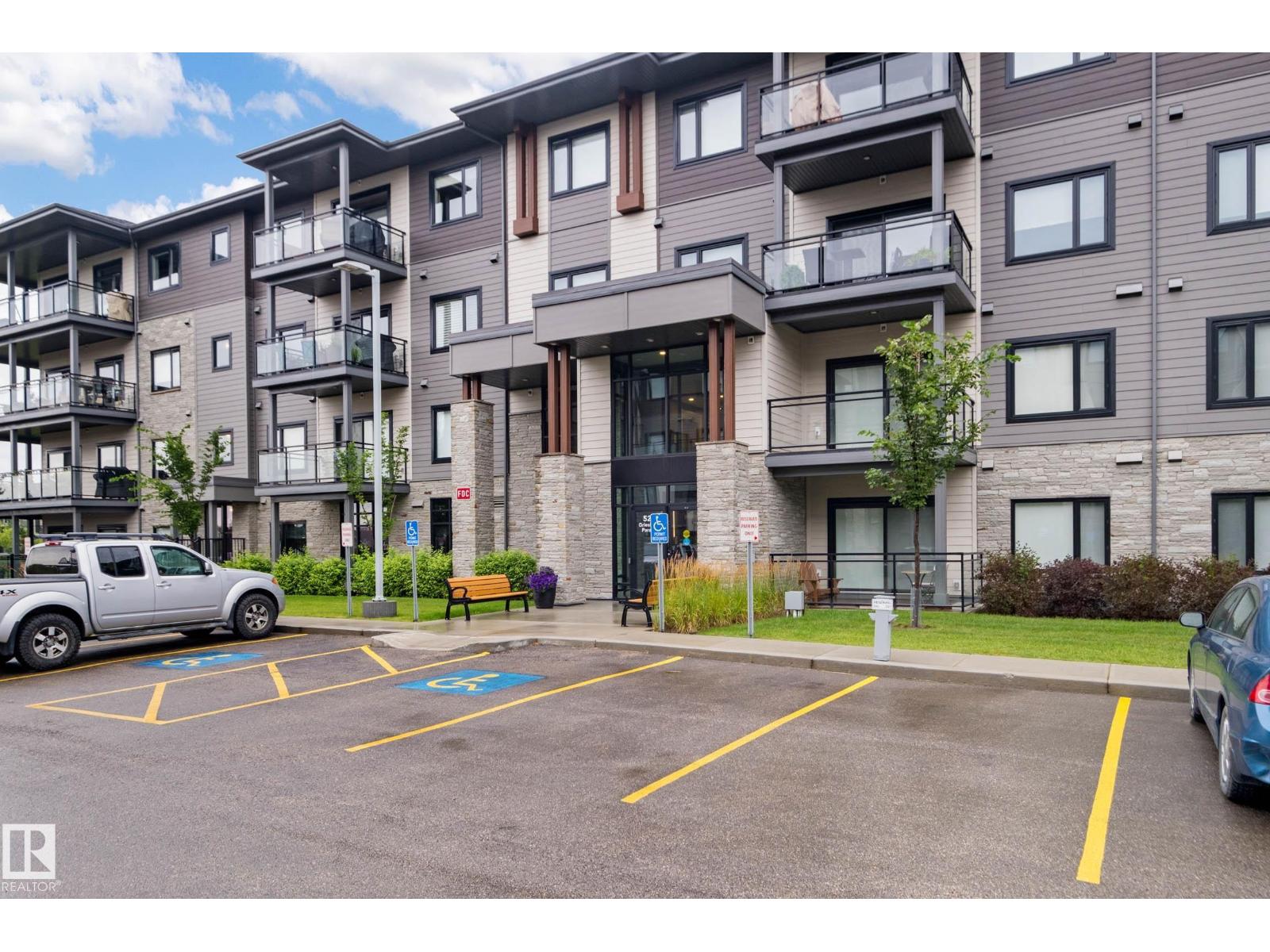 524 Griesbach Parade Northwest #420, Edmonton, AB T5E 6X2