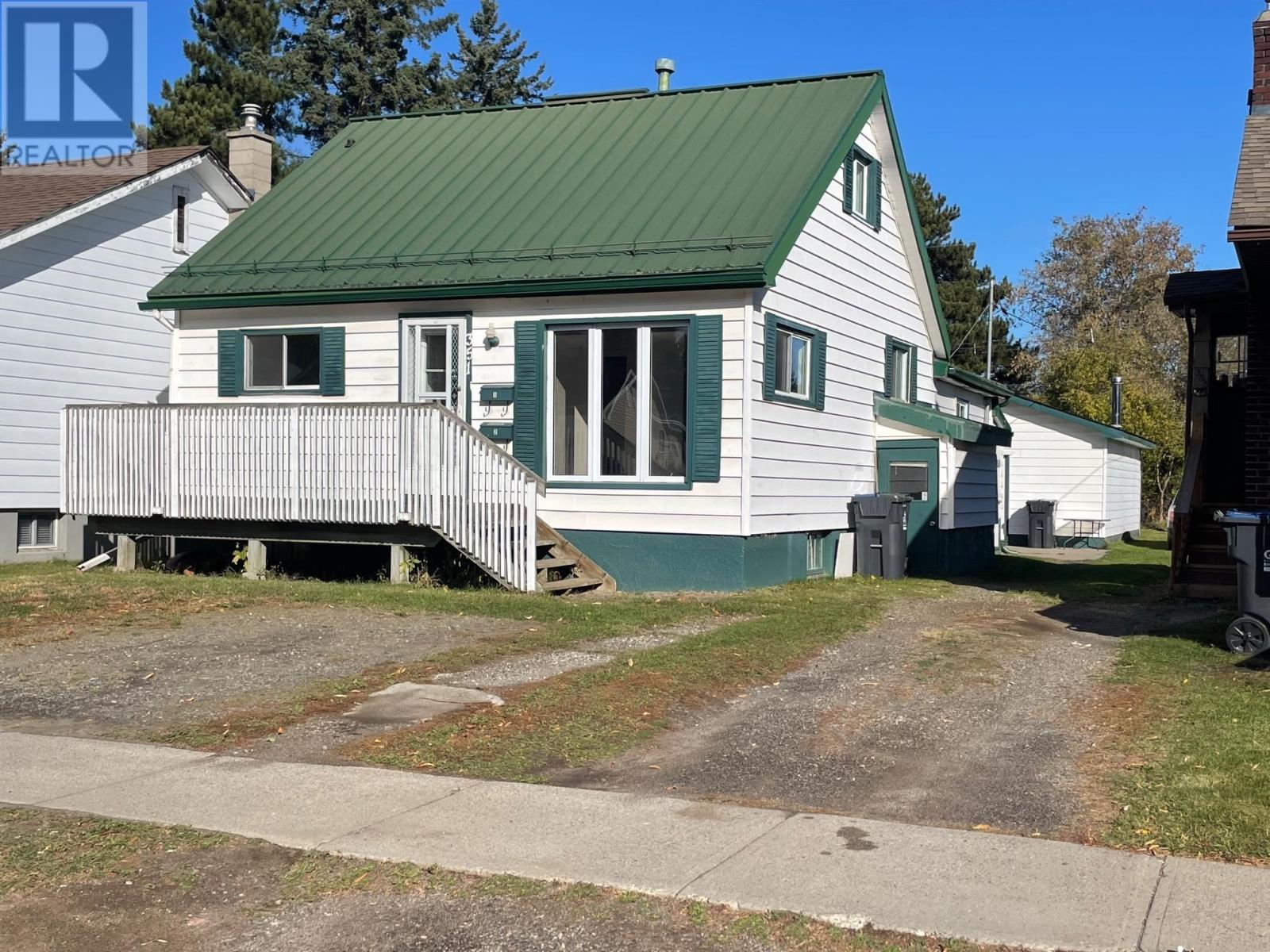 351 Amelia St E, Thunder Bay, ON P7E 3Z8