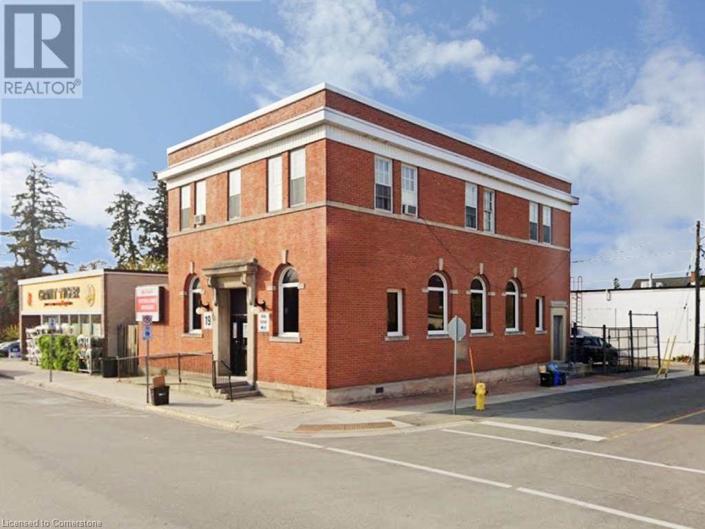 19 King St W, Hagersville, ON N0A 1H0