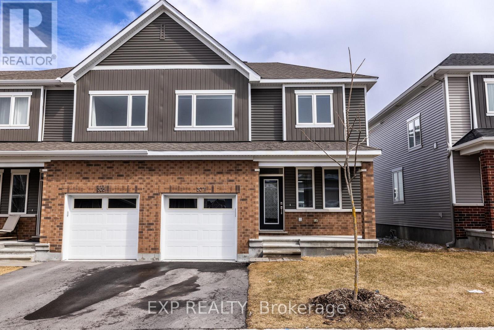 307 Canadensis Ln, Ottawa, ON K2J 6X8