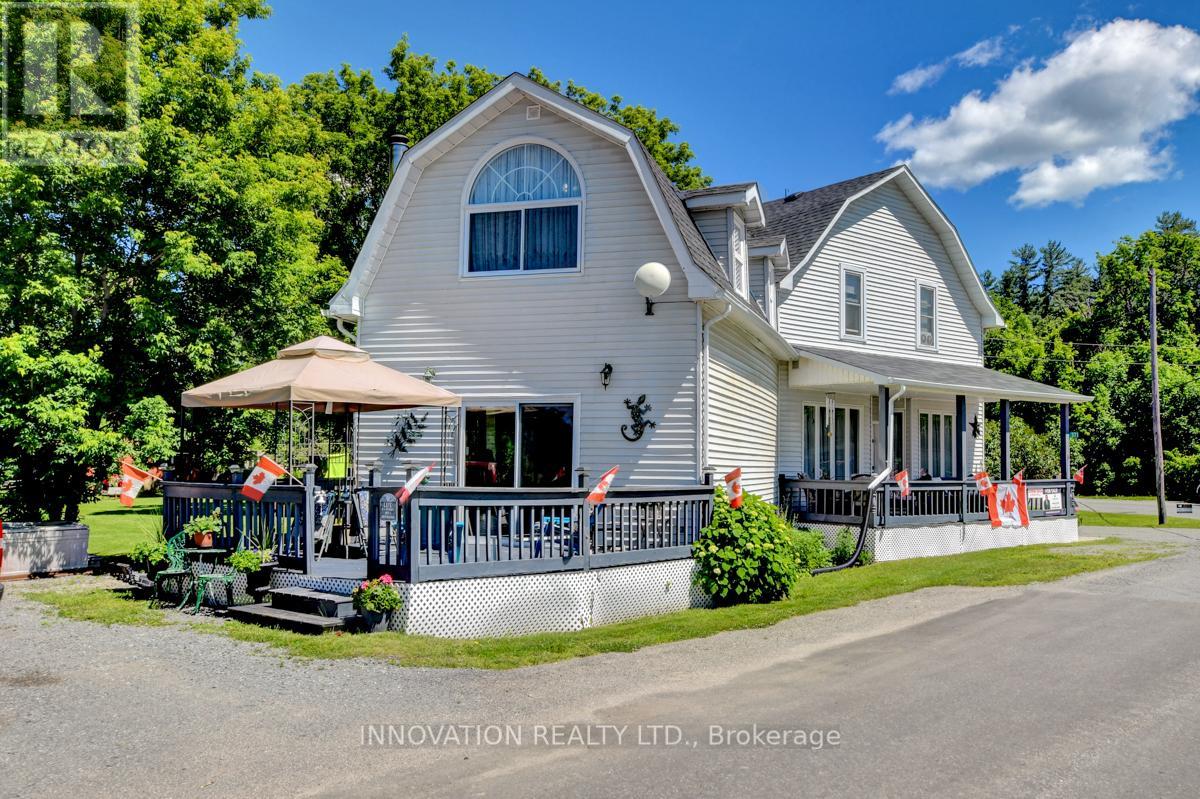 371 Mount Stpatrick Rd, Greater Madawaska, ON K7V 3Z7