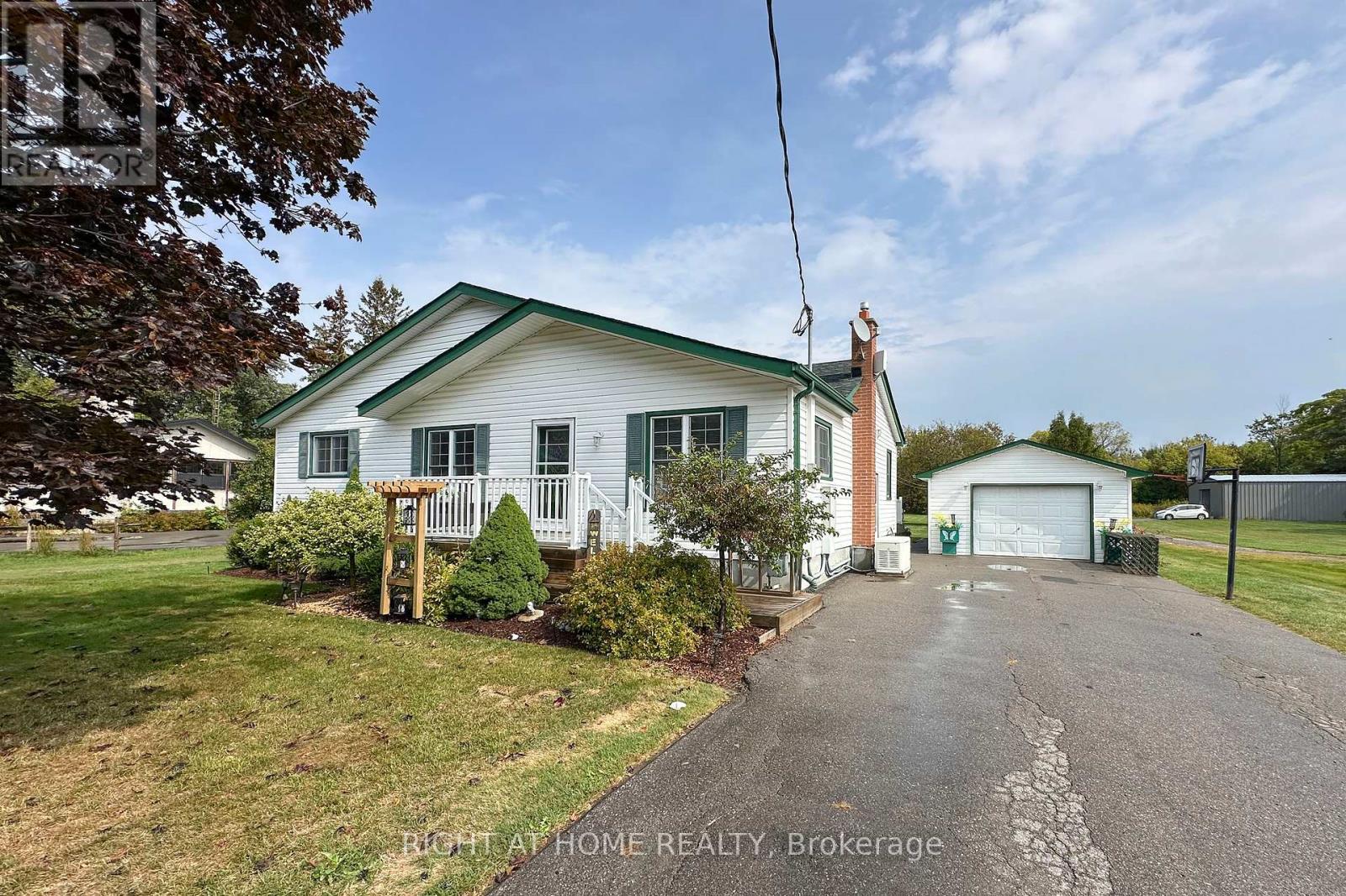 2347 Hancock Rd, Clarington, ON L1E 2M3