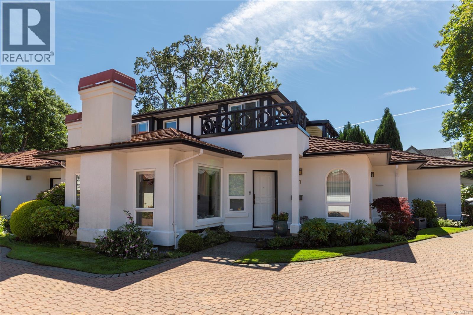 919 Pemberton Rd Unit 7 Rd, Victoria, BC V8S 3R5