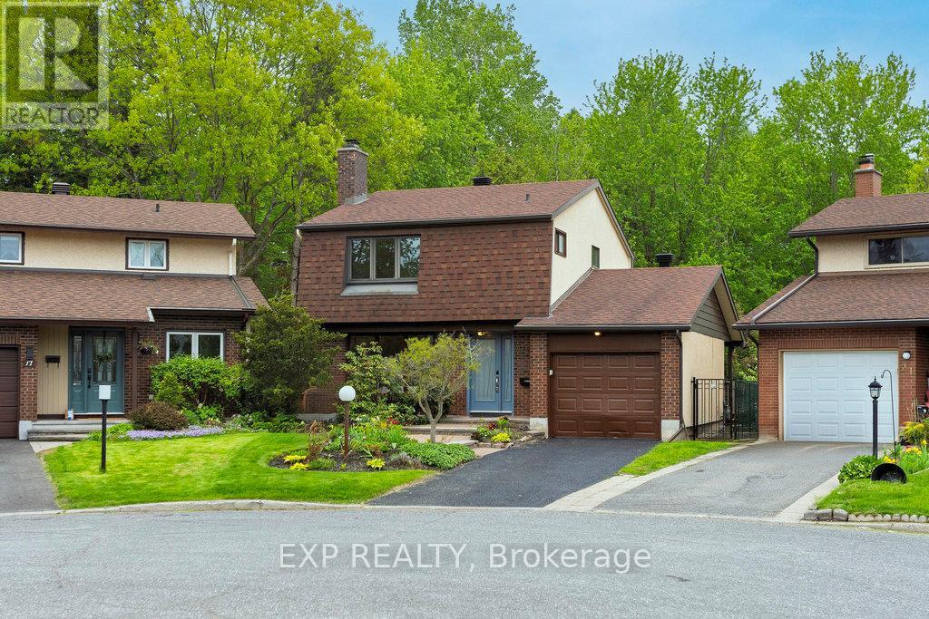 19 Ancroft Ct, Ottawa, ON K2G 4A5