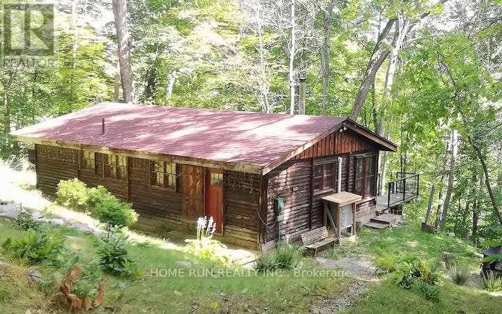 2335 Calabogie Rd, Greater Madawaska, ON K0J 1G0