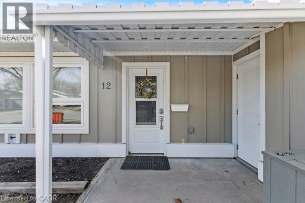 12 Nolan Trl, Hamilton, ON L8B 1T8