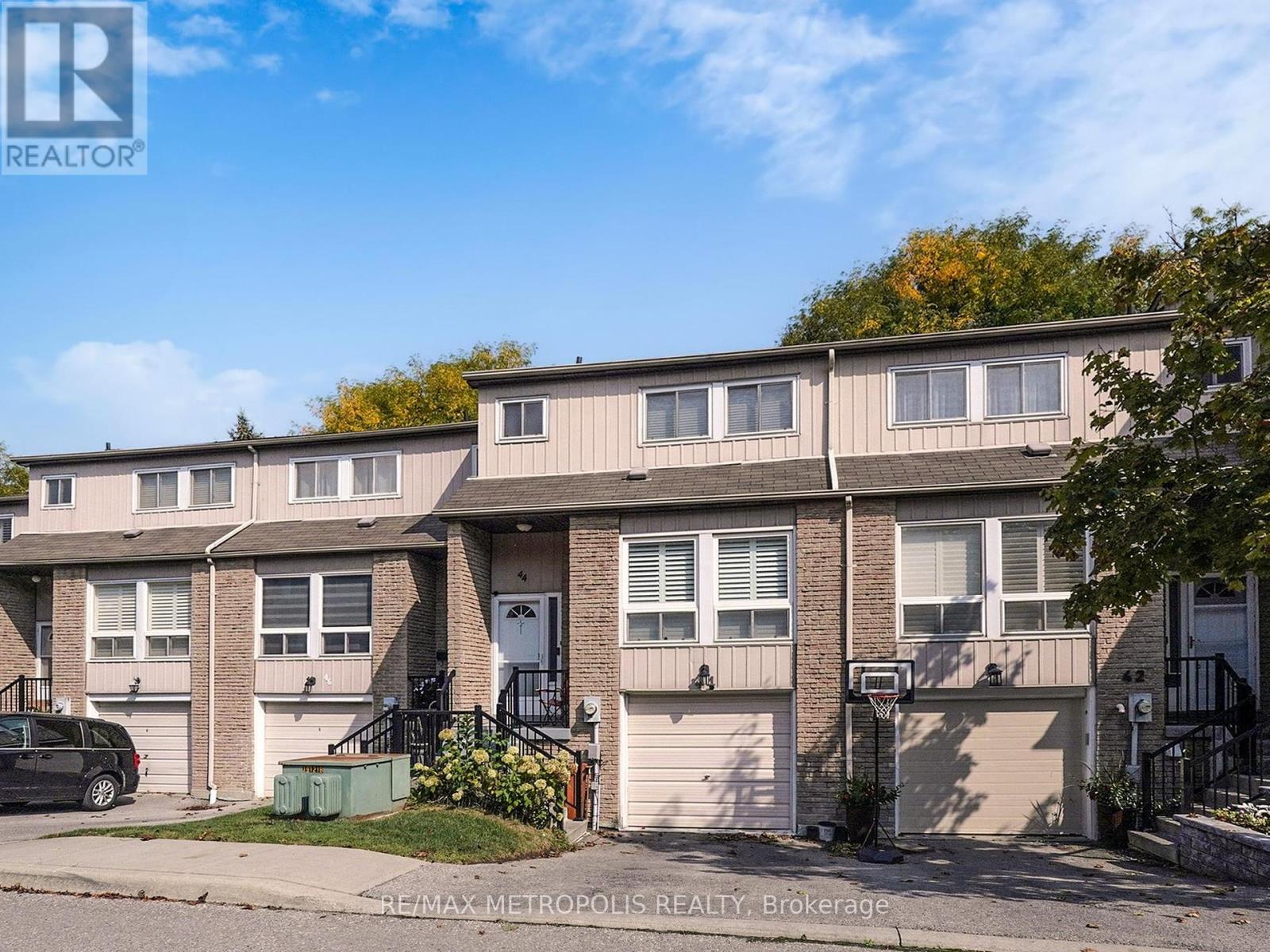 4040 44 Willows Ln, Ajax, ON L1S 6E8