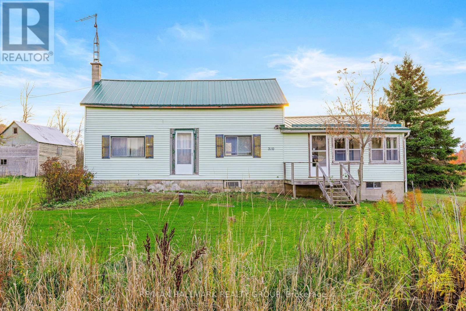 310 County Rd 5 Rd, Front of Yonge, ON K0E 1R0