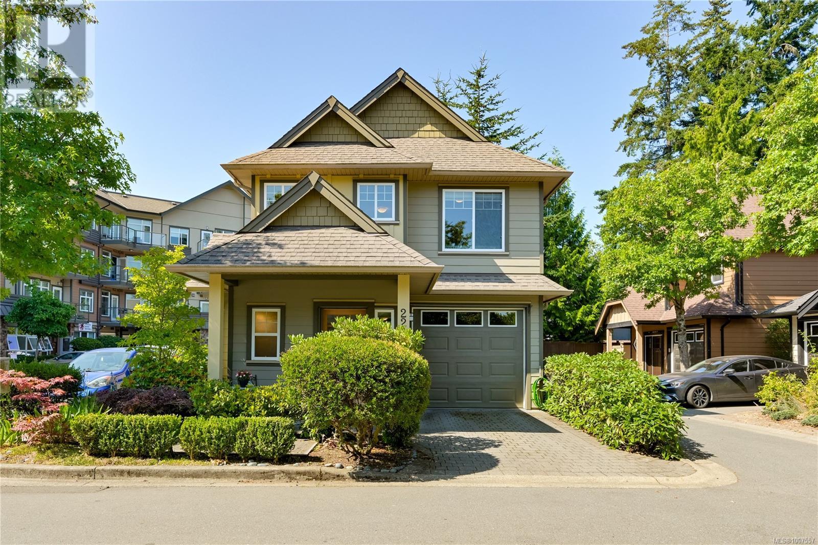 2220 Sooke Rd A Rd #b, Colwood, BC V9B 0G9