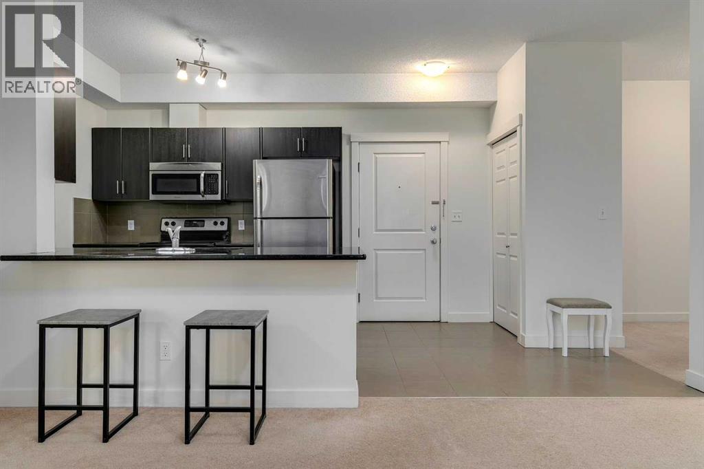 3950 46 Avenue Nw Unit 305, Calgary, AB T3A 0L9