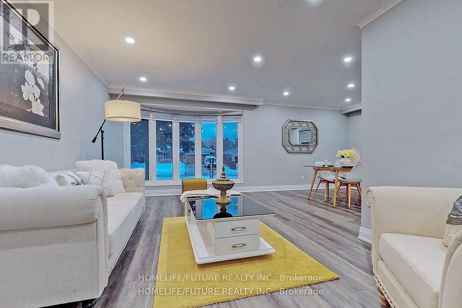 28 Skyridge Rd, Toronto, ON M1E 4P1