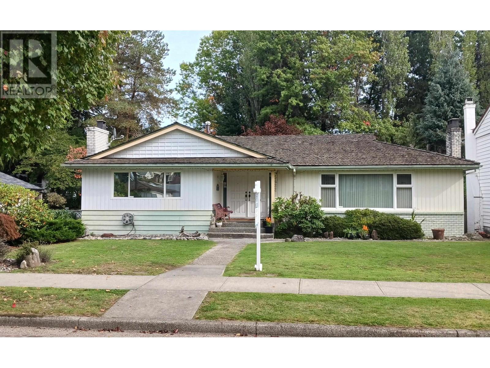 5422 Osler St, Vancouver, BC V6M 2W9