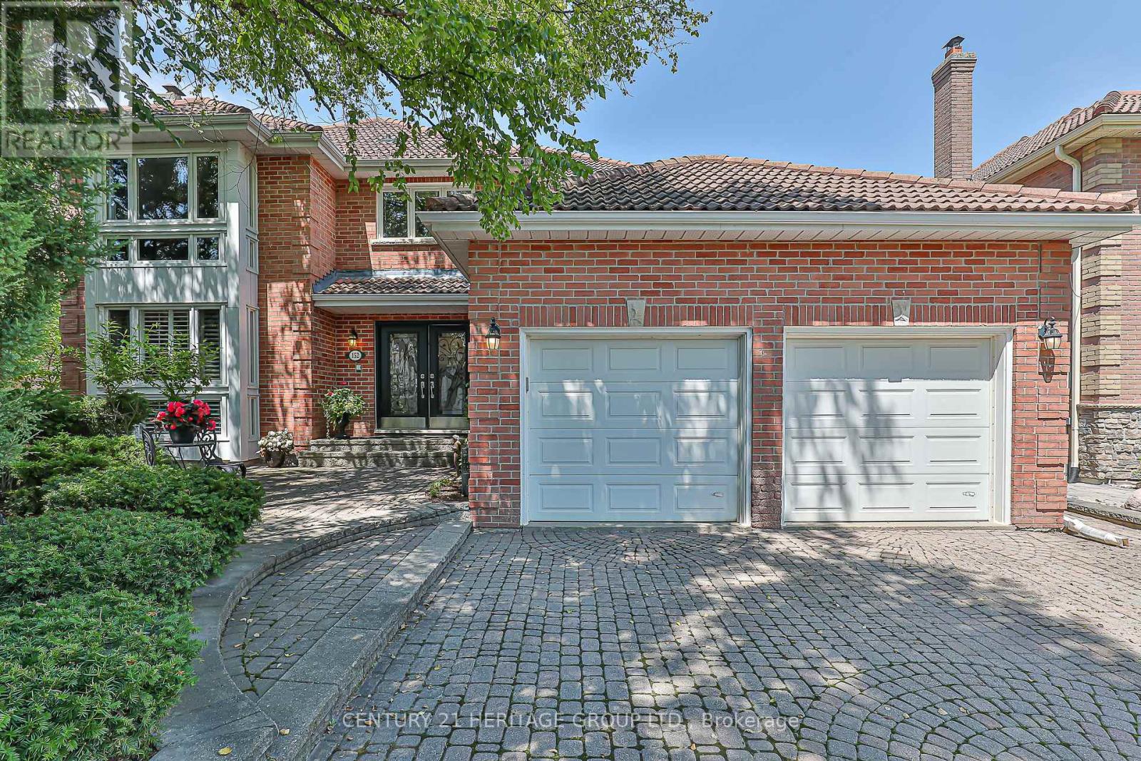 152 Cranberry Ln, Aurora, ON L4G 5Z4