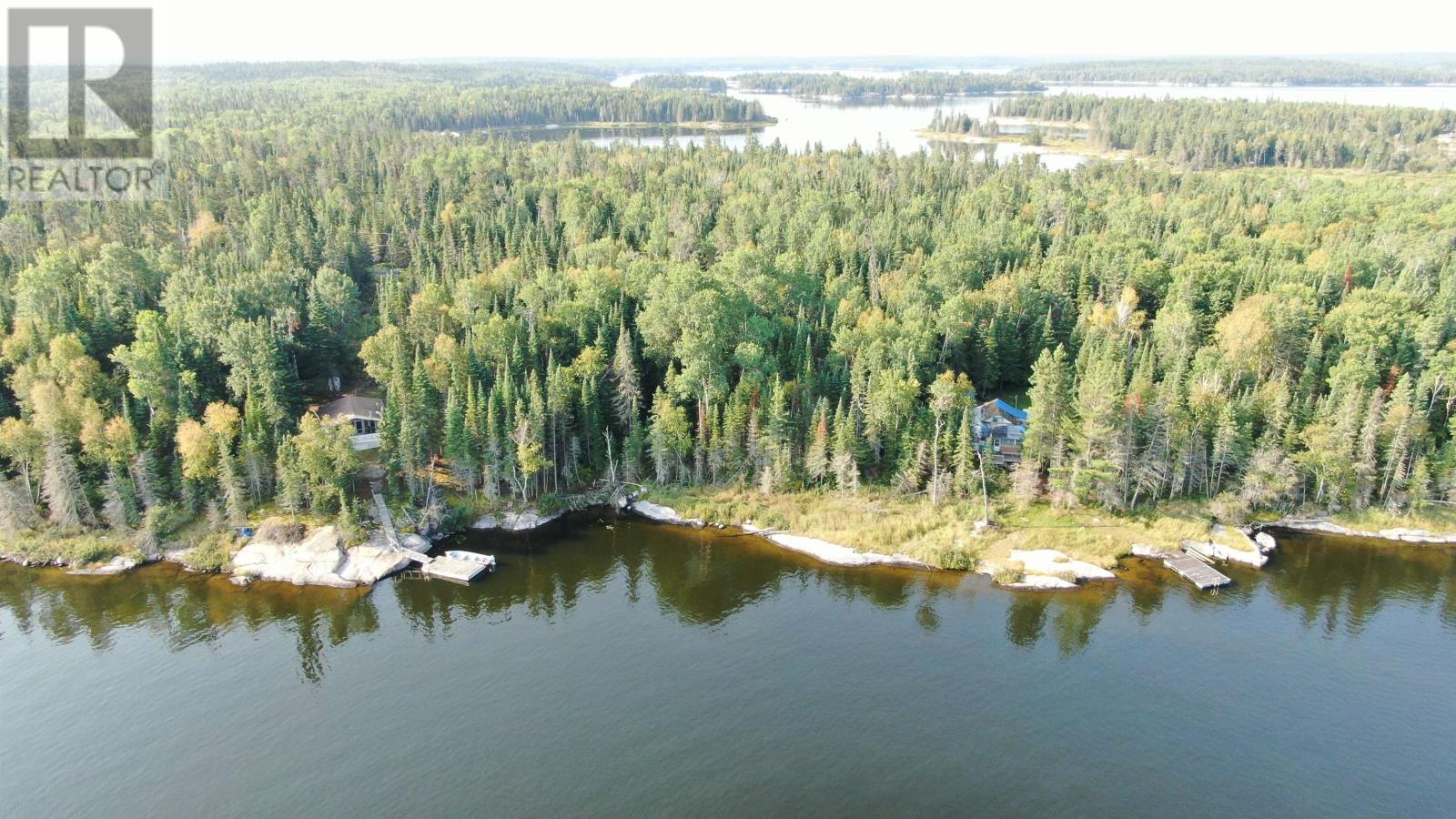 S882 Winnipeg River, Minaki, ON P0X 1J0