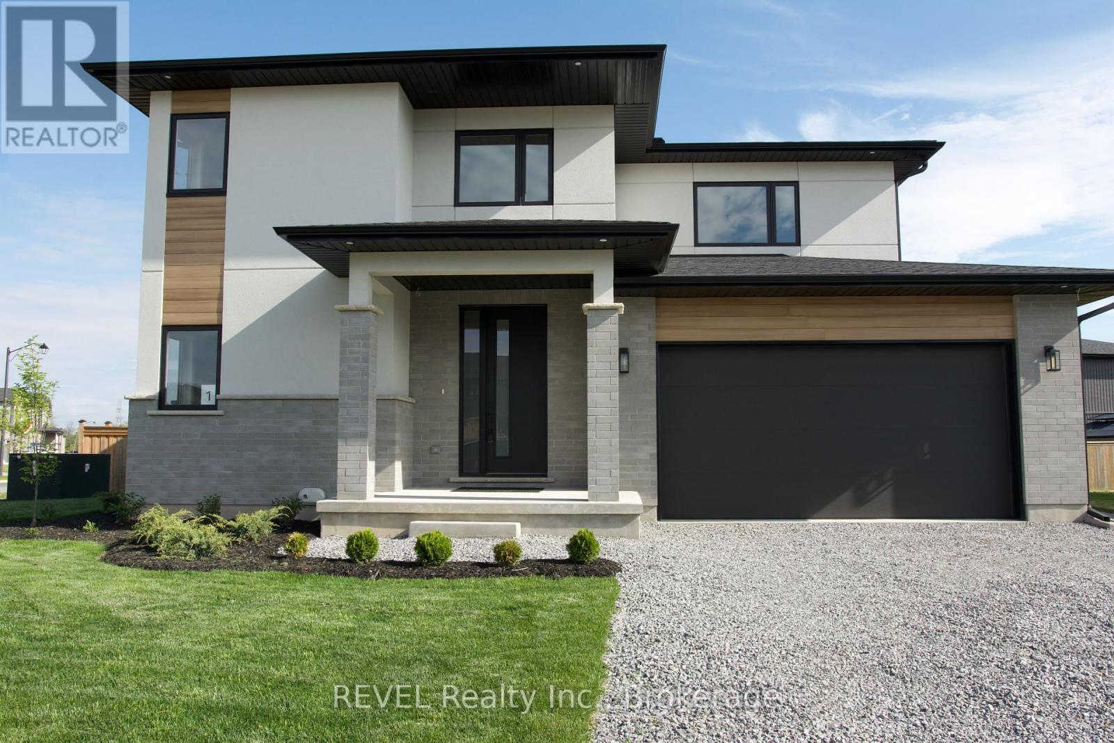 1 Elvira Way, Thorold Rolling Meadows, ON L2V 0M7