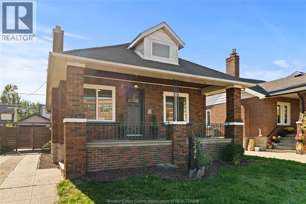 2241 Windermere, Windsor, ON N8W 2S7