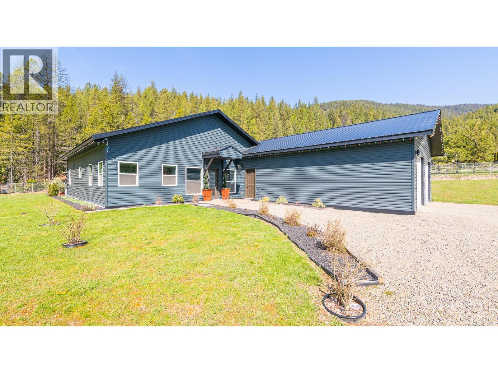 1087 Bear Brook Rd, Creston, BC V0B 1G8