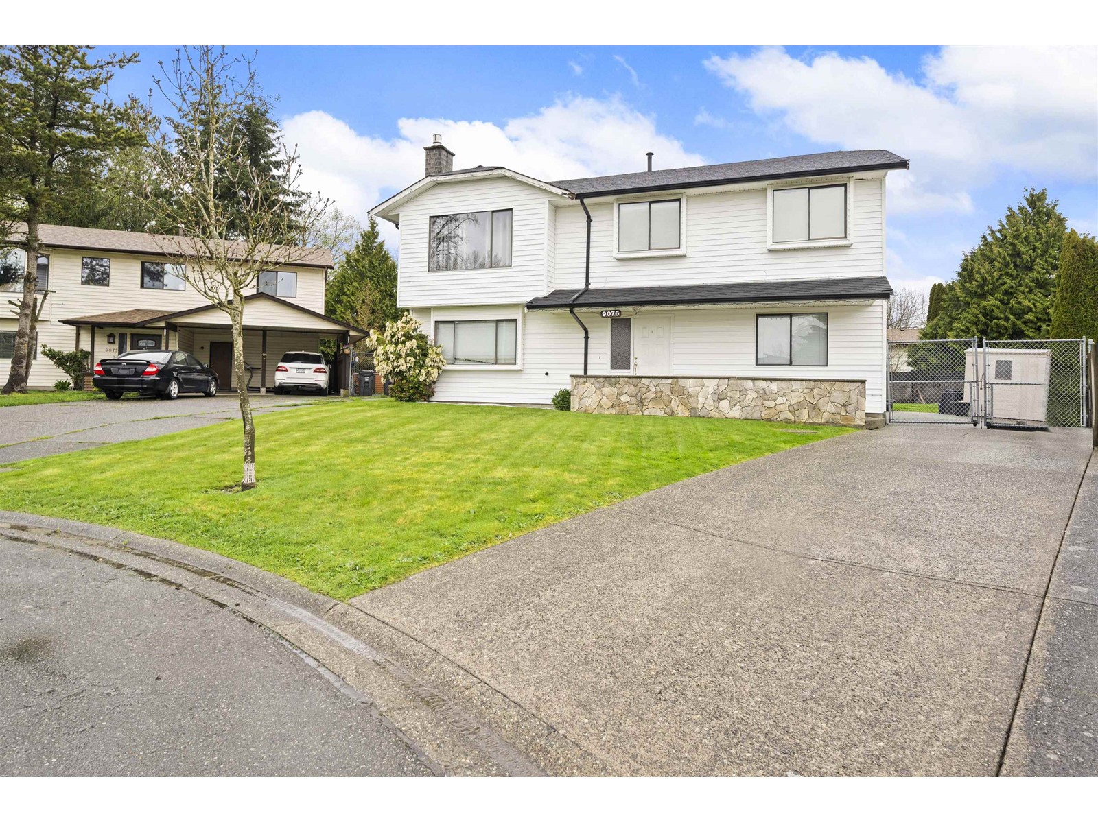 122 Street Unit 9076 #b, Surrey, BC V3V 7L7