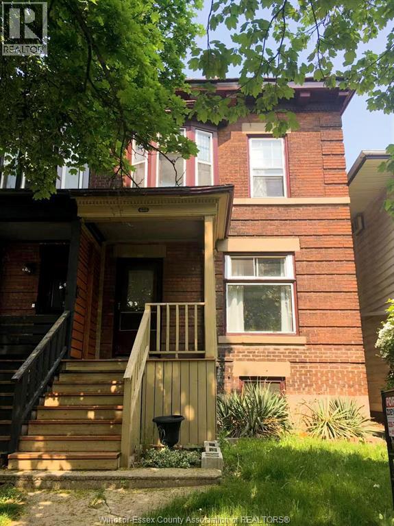 426 Bruce, Windsor, ON N9A 4W7