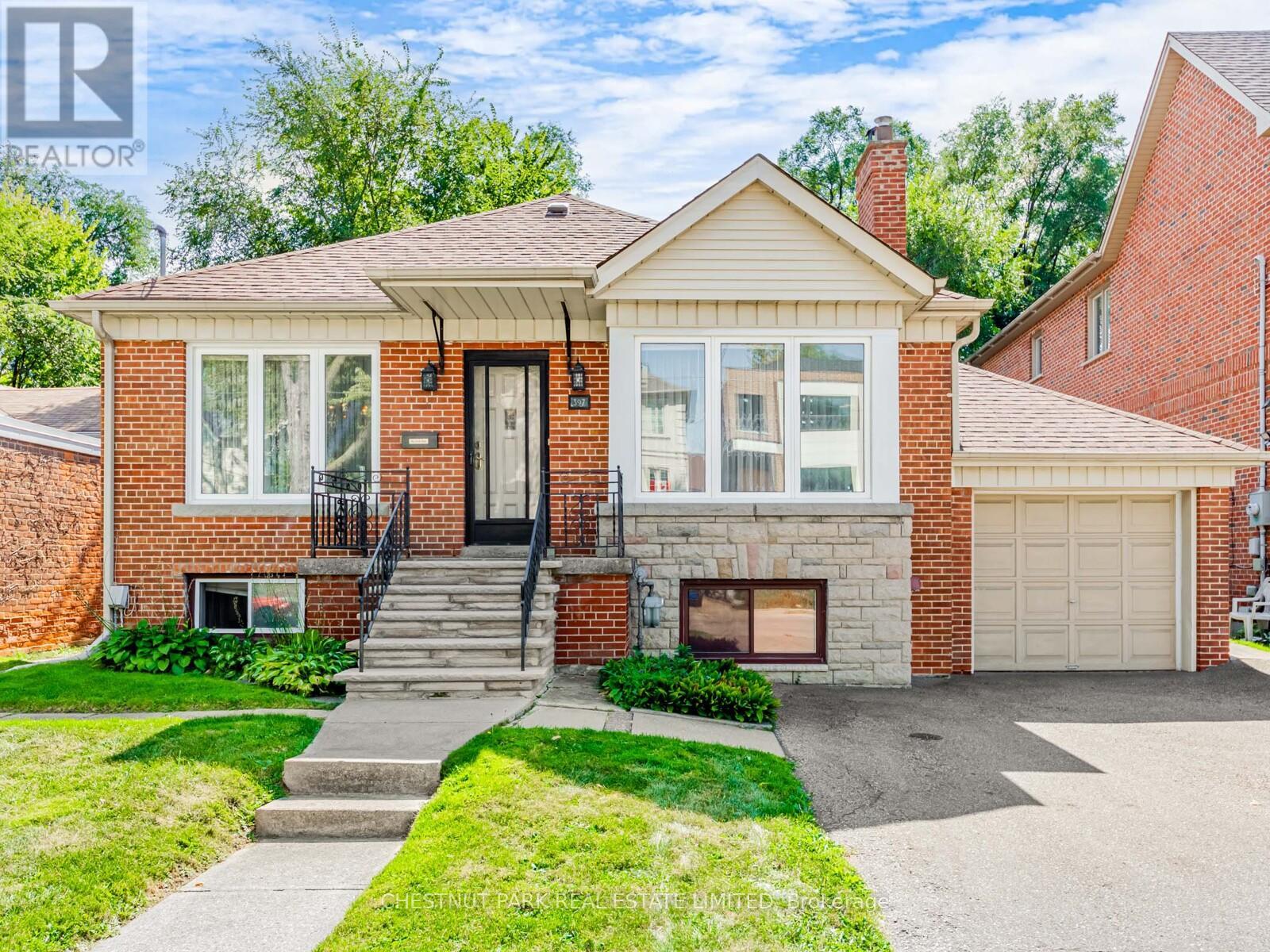 397 Cortleigh Blvd, Toronto, ON M5N 1R4