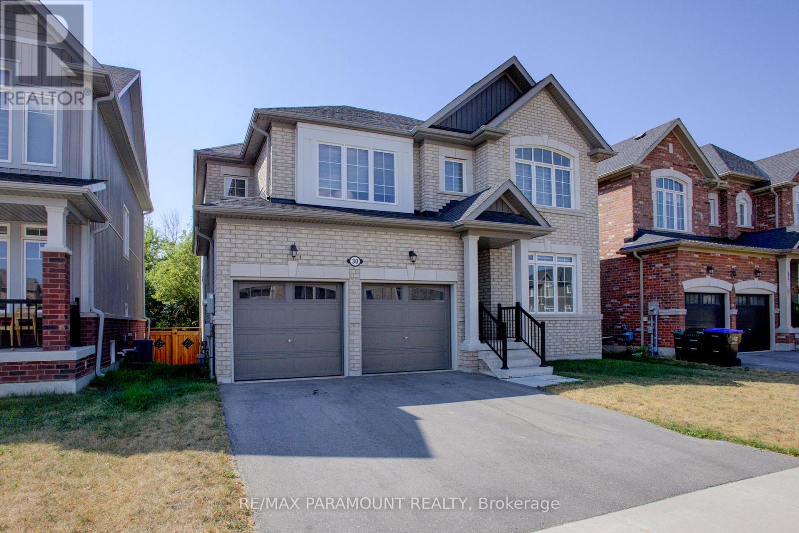 30 Kirby Ave, Collingwood, ON L9Y 3W8