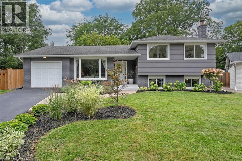 406 Oakwood Dr, Burlington, ON L7N 1X2