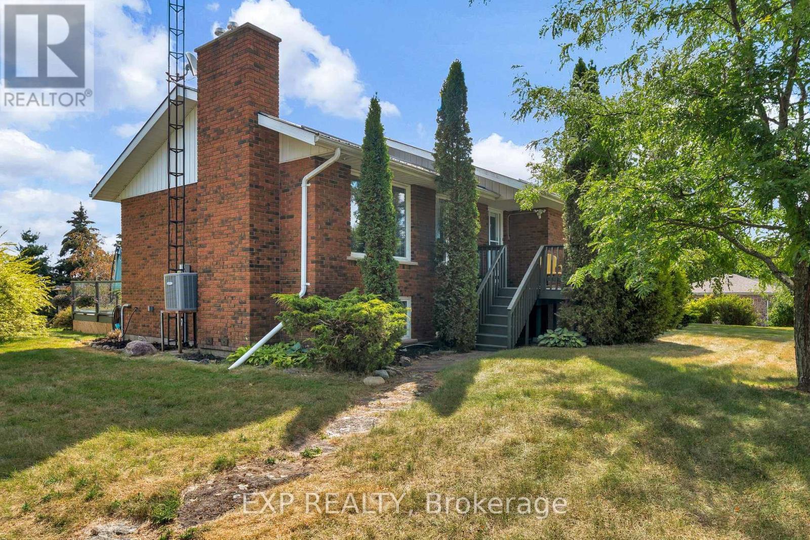 112 Stoco Rd, Tweed, ON K0K 3J0