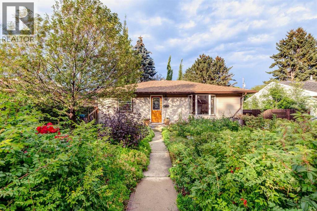 33 Avenue Nw Unit 8124, Calgary, AB T3B 1L8