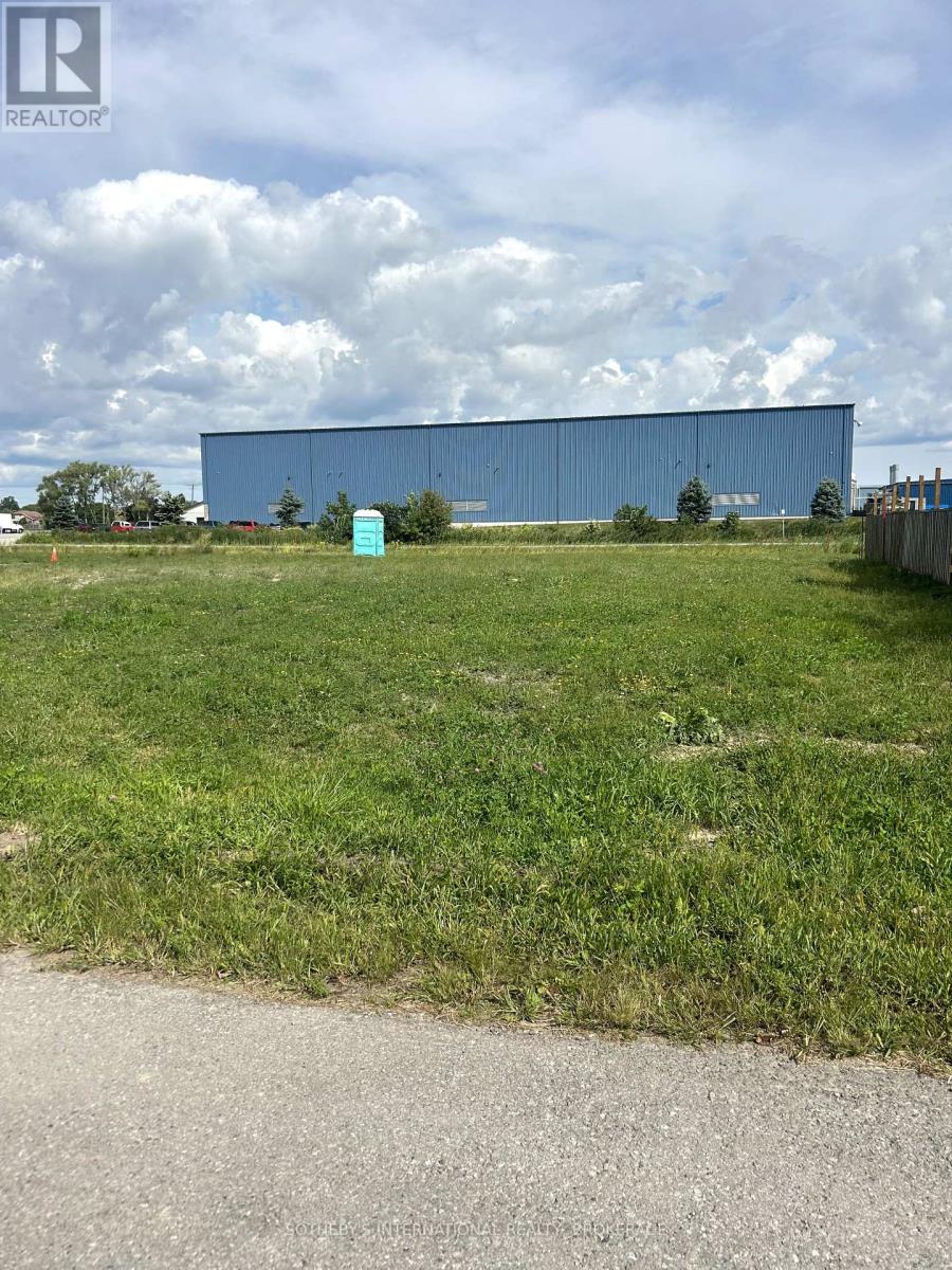 41 Omer Ave, Port Colborne, ON L3K 4R7