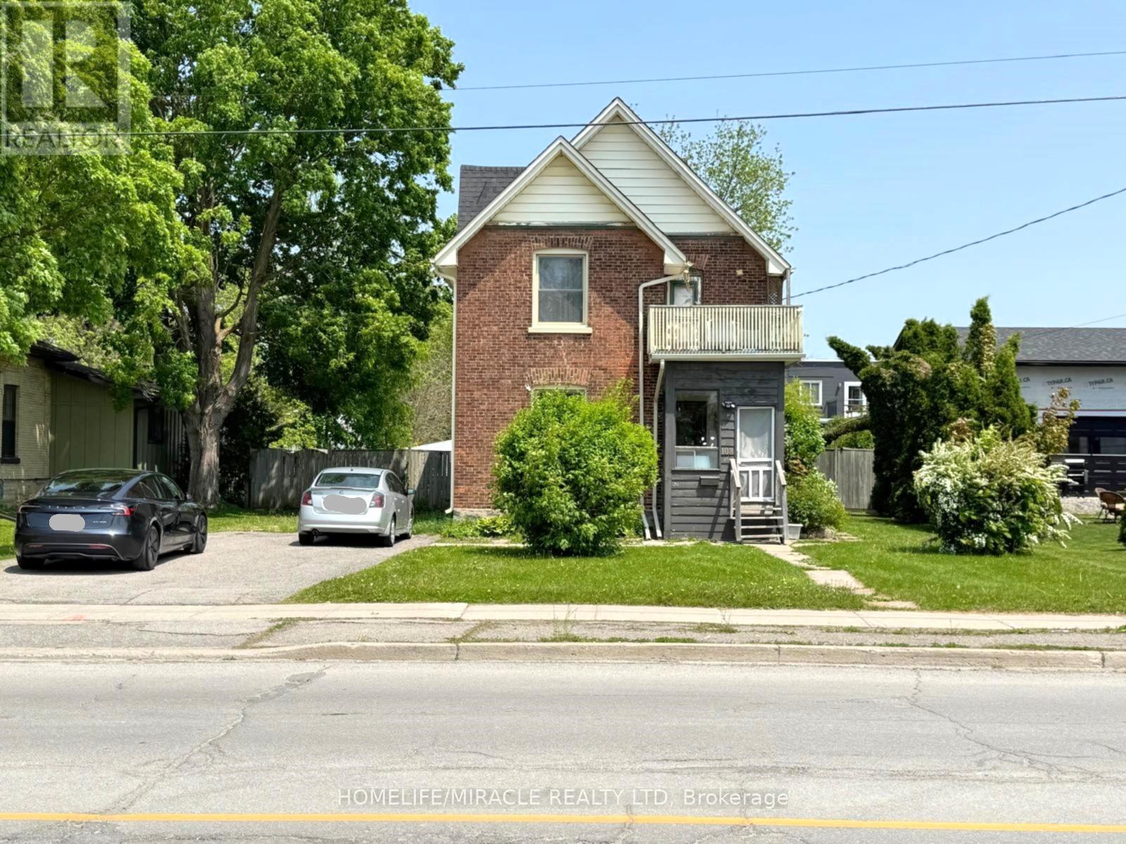 108 Lindsay St S, Kawartha Lakes, ON K9V 2M4