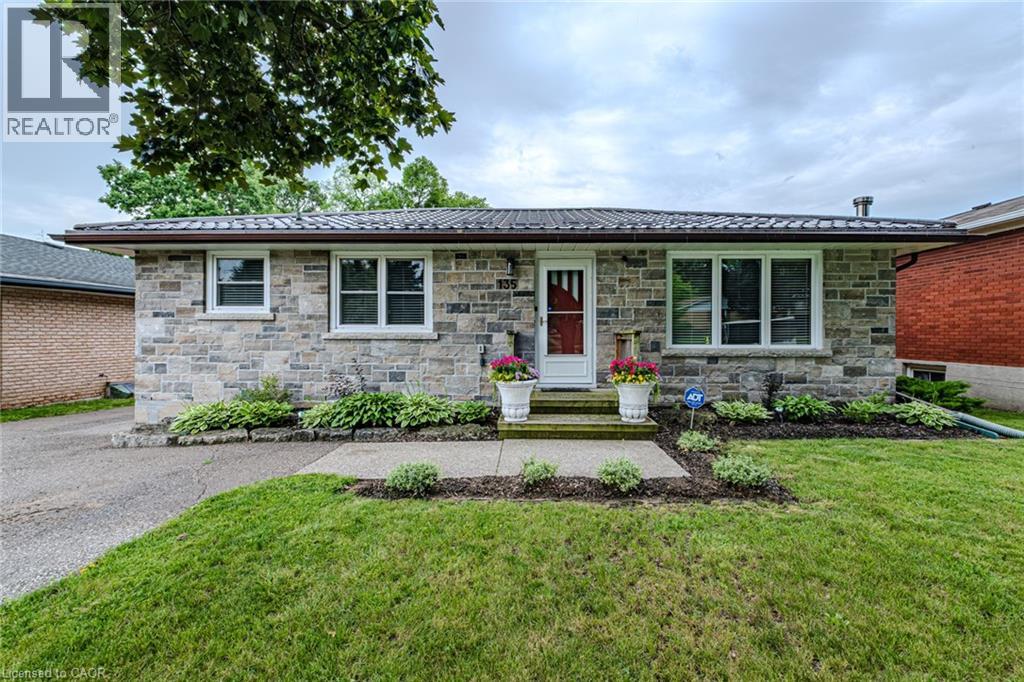 135 Dorset Rd, Cambridge, ON N1R 2X3