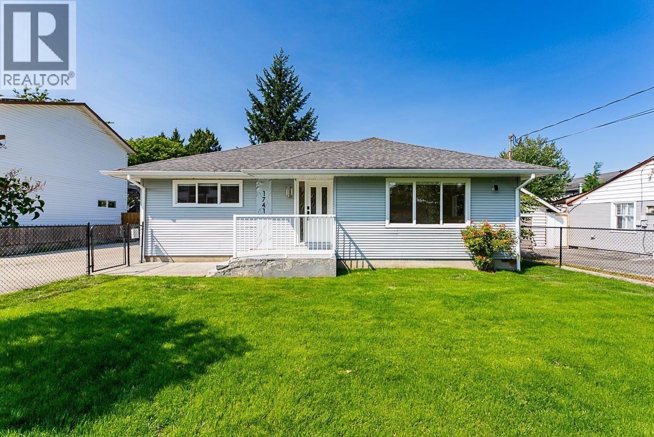 1741 Salisbury Ave, Port Coquitlam, BC V3B 1X6