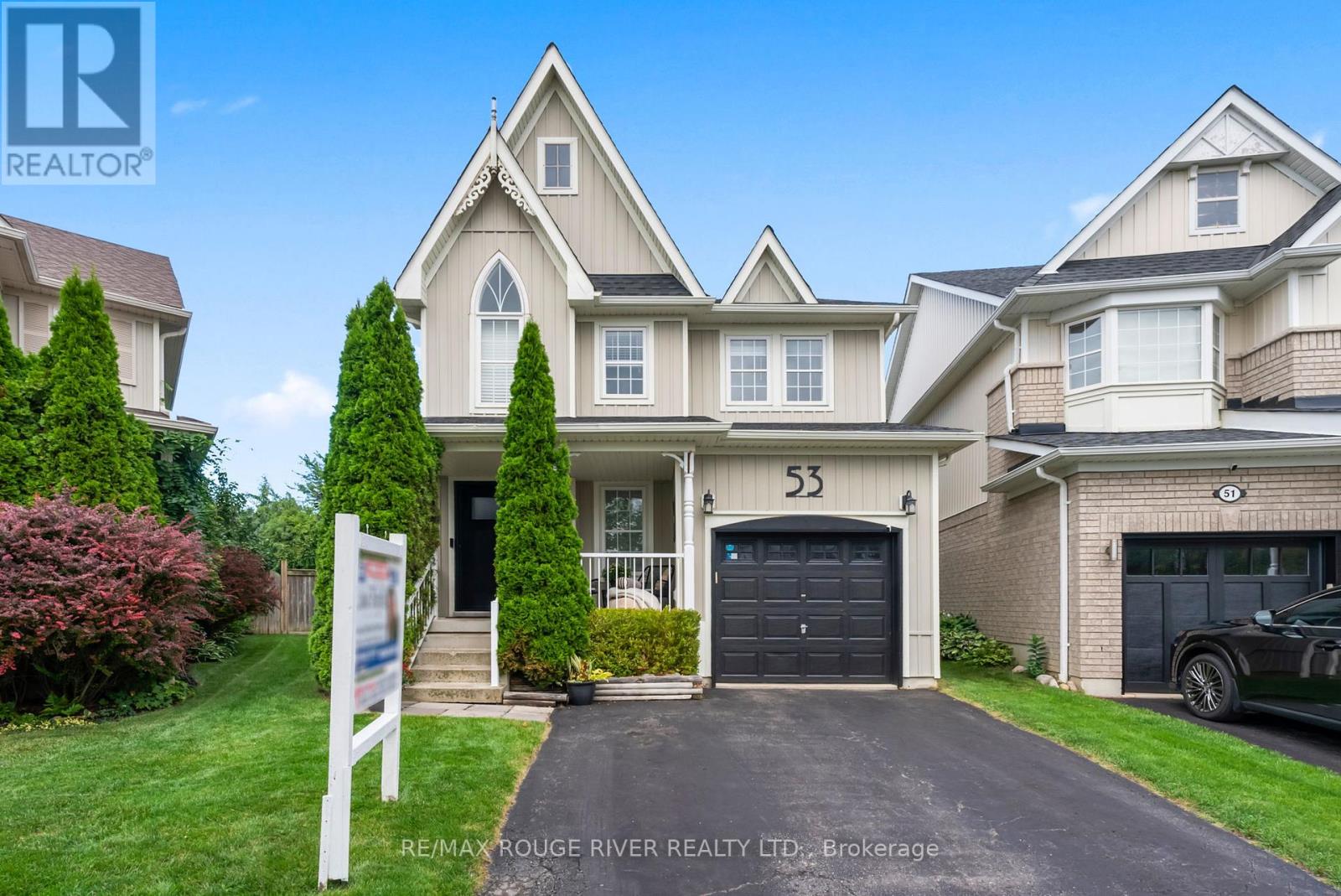 53 Cranborne Cres, Whitby, ON L1M 2M1